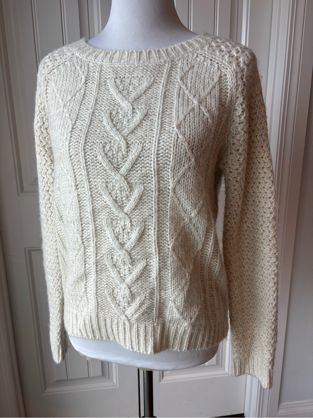Cable Knit Crewneck Sweater - Cream